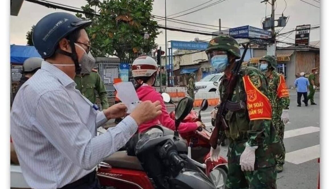 A l'exemple de Pékin en 2020, le Vietnam a appliqué une politique répressive zéro covid catastrophique